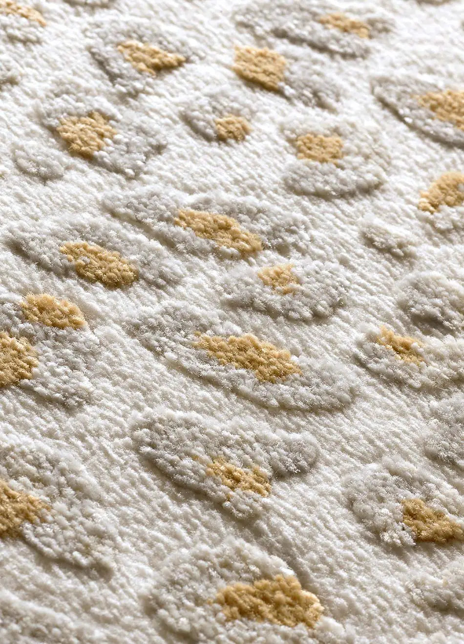 alfombra-amara-13001-plata-Detalle2-Universal