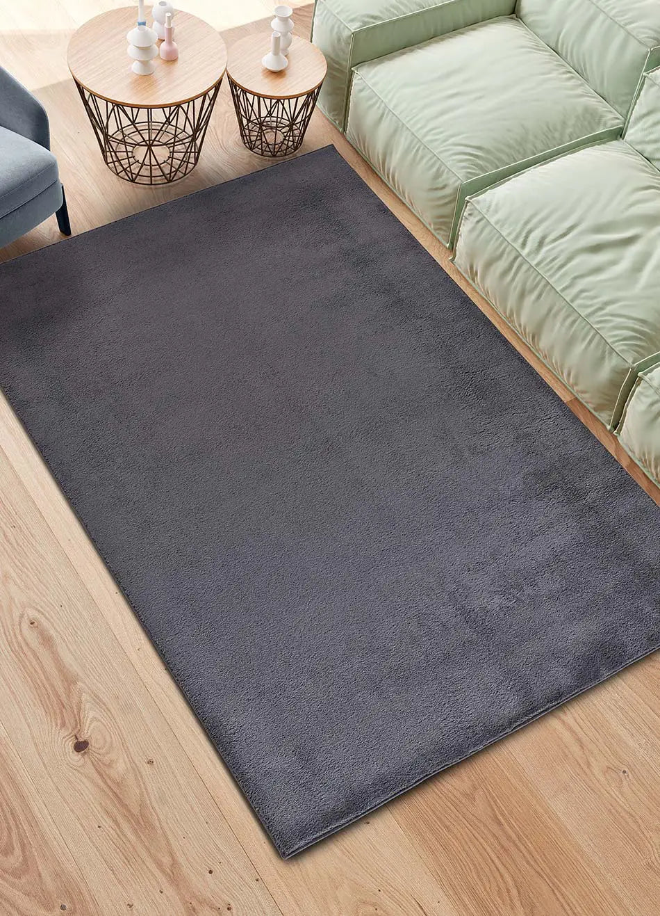 alfombra-coraline-liso-antracita-Ambiente-Universal