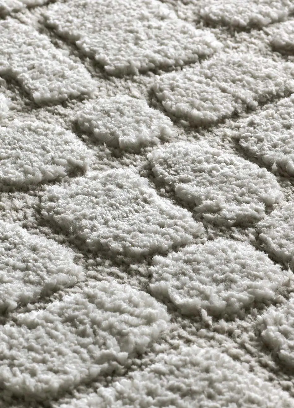 alfombra-juno-13-plata-Detalle2-Universal