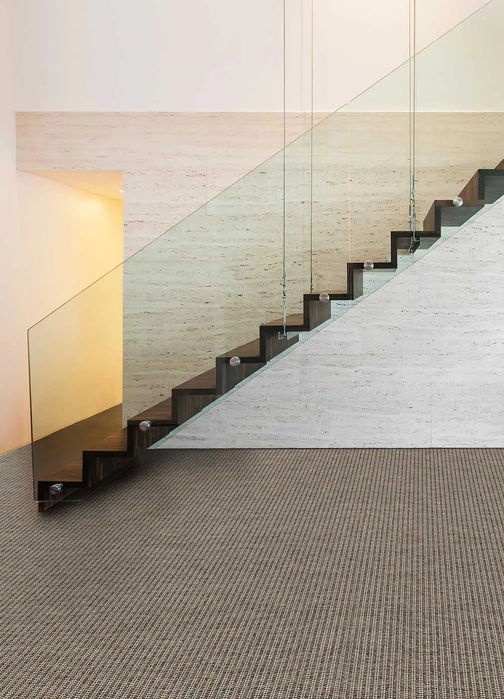 alfombra-a-medida-natura-4501-gris-Ambiente-Universal
