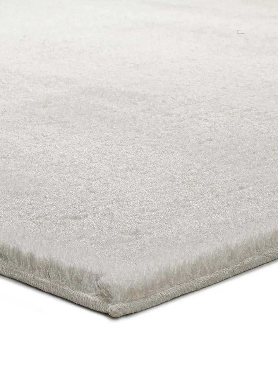 alfombra-a-medida-silky-lush-liso-blanco-Esquina-Universal